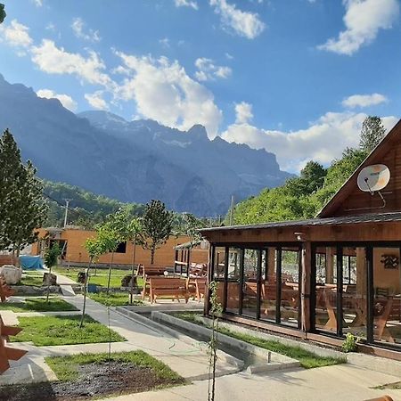 Hotel Jezerca Теті Екстер'єр фото