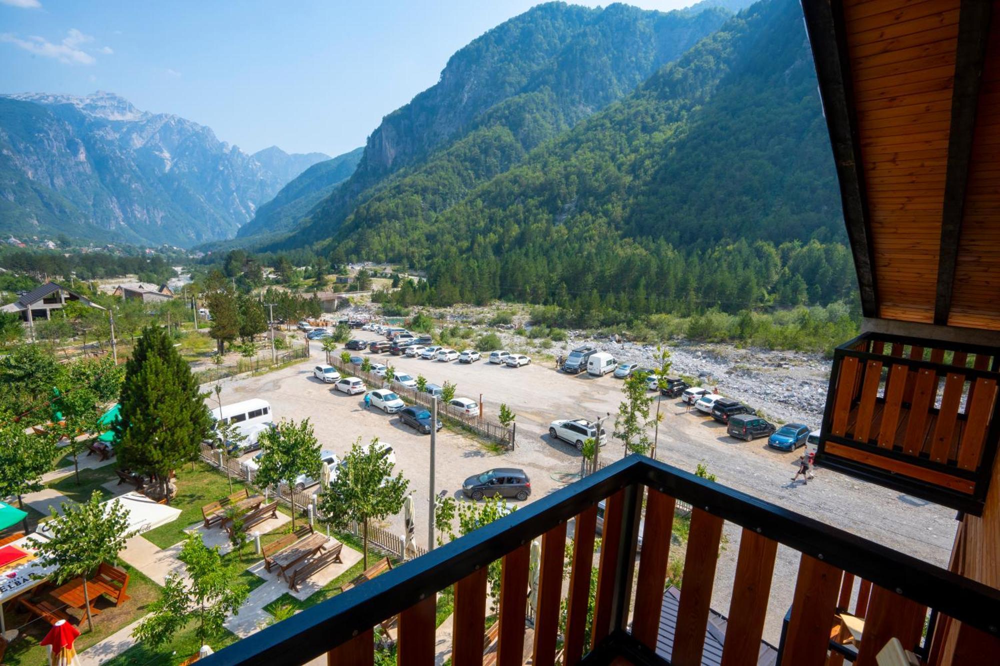 Hotel Jezerca Теті Екстер'єр фото