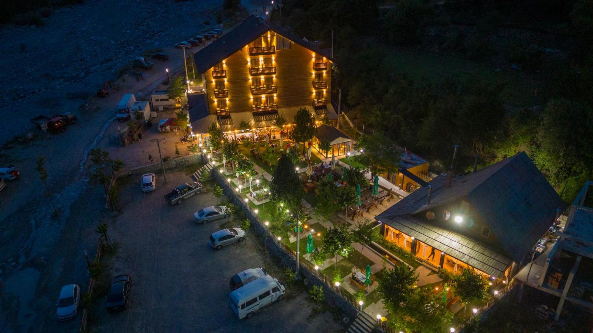 Hotel Jezerca Теті Екстер'єр фото