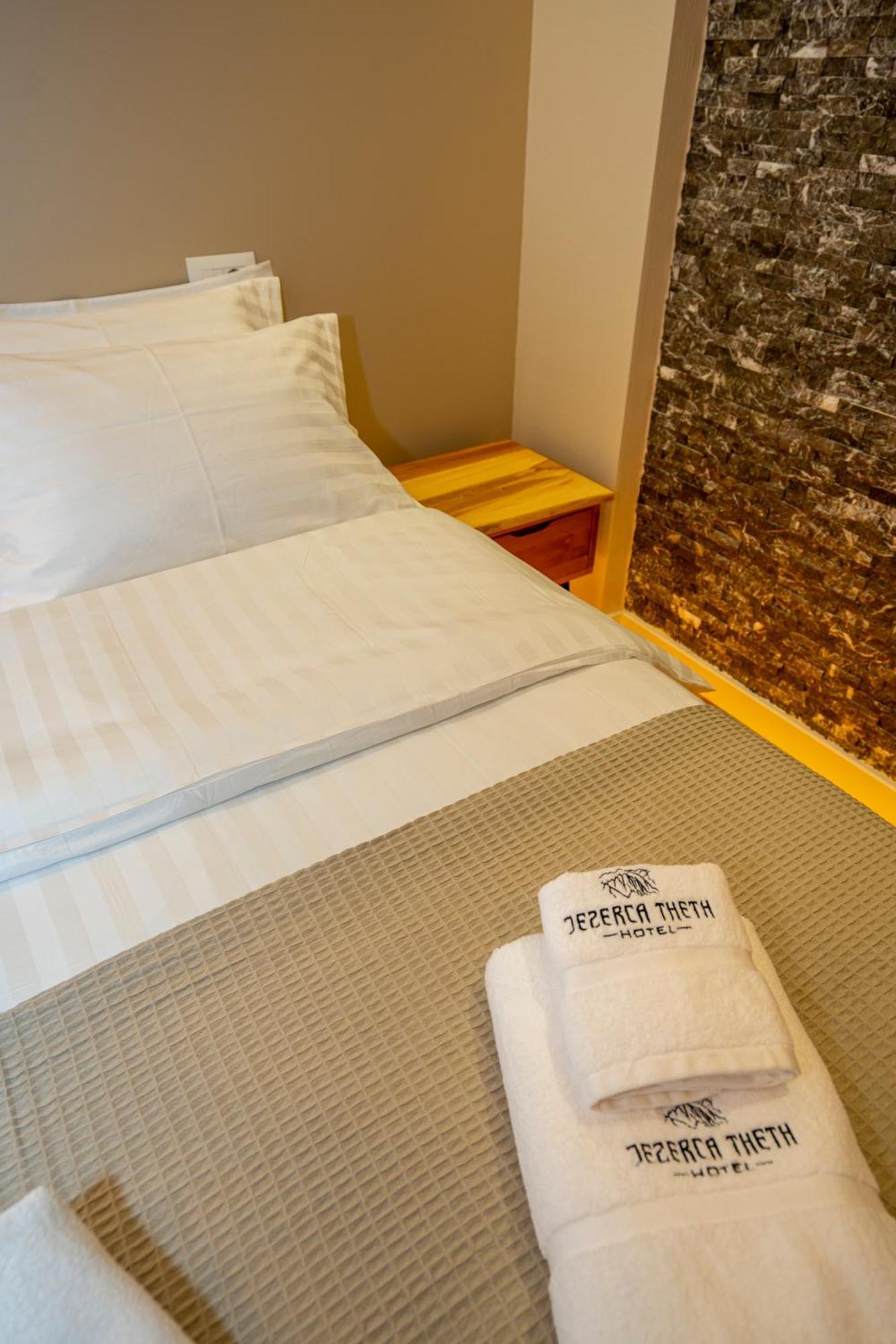 Hotel Jezerca Теті Екстер'єр фото
