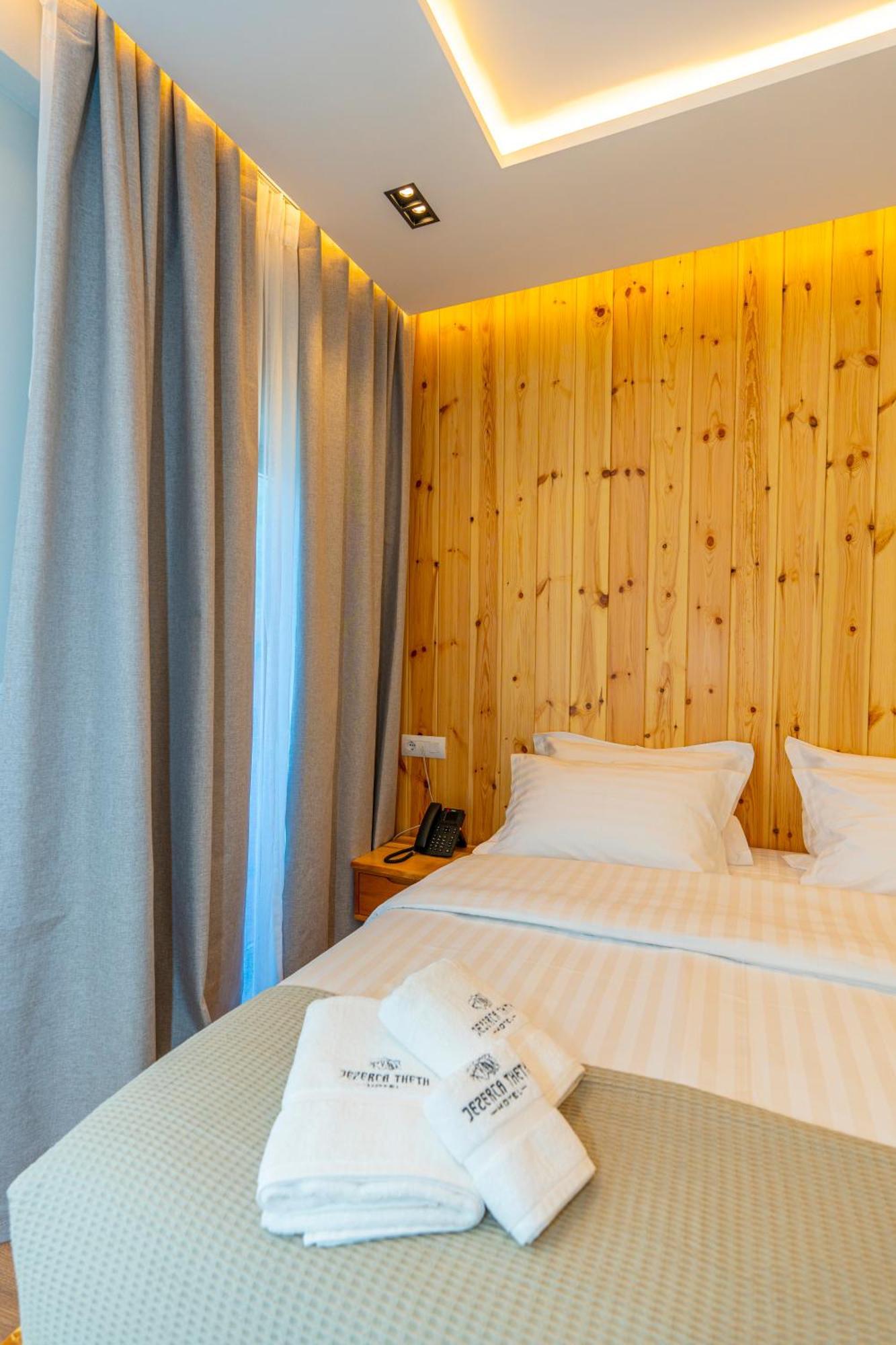 Hotel Jezerca Теті Екстер'єр фото