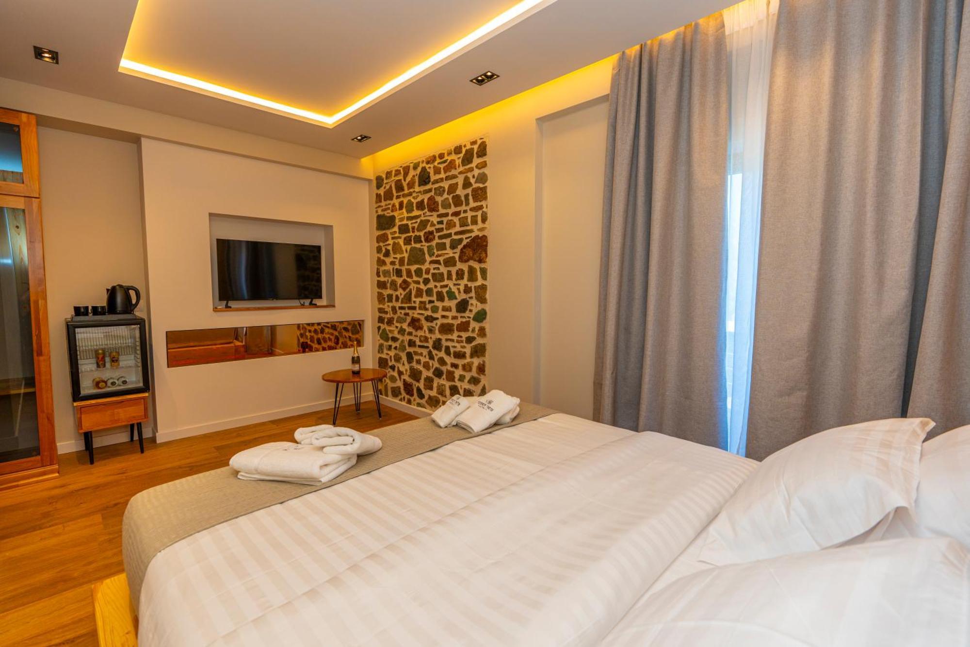 Hotel Jezerca Теті Екстер'єр фото