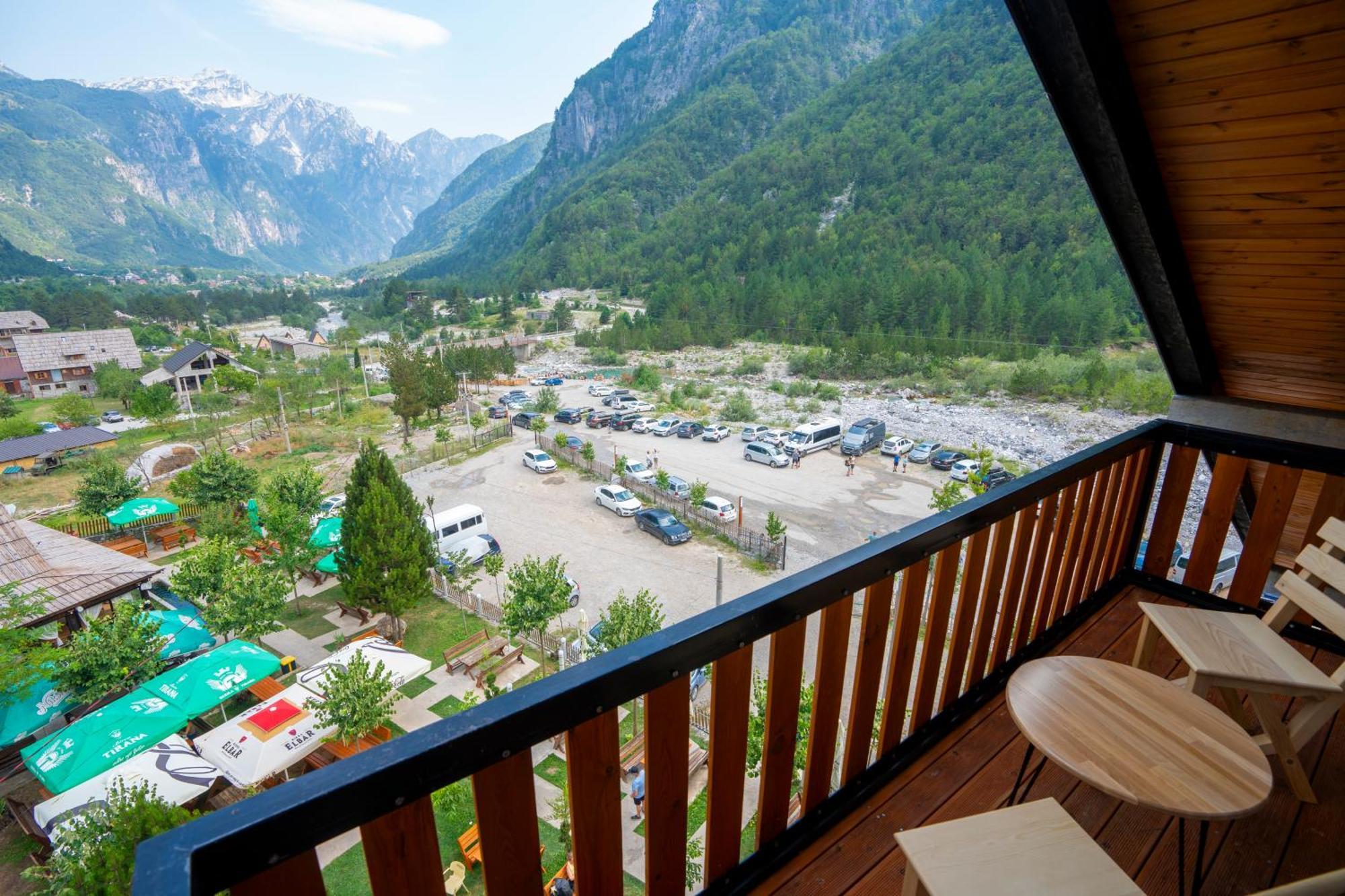 Hotel Jezerca Теті Екстер'єр фото