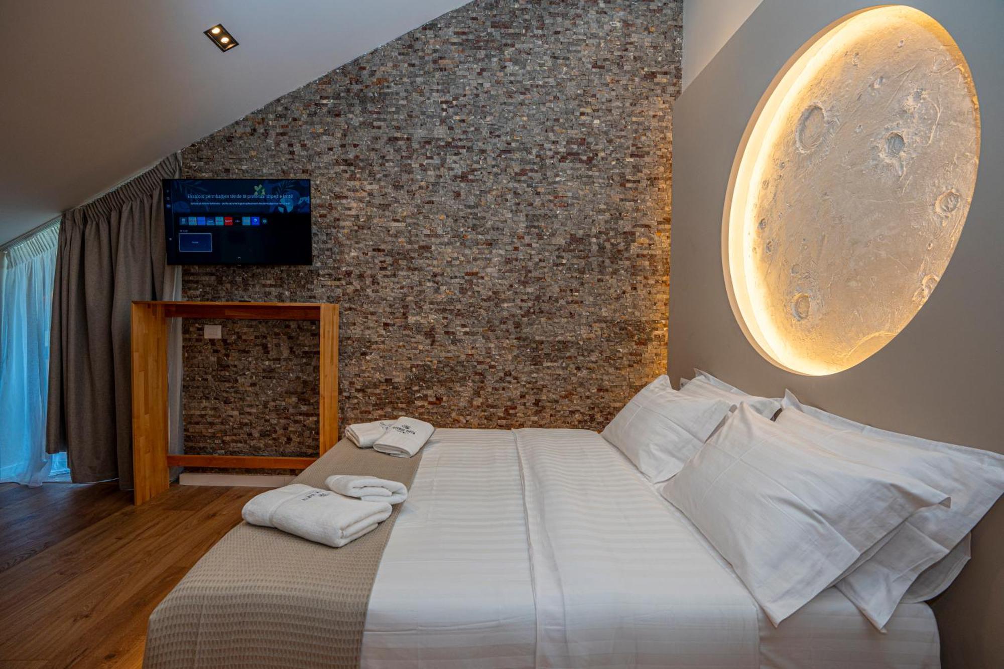 Hotel Jezerca Теті Екстер'єр фото