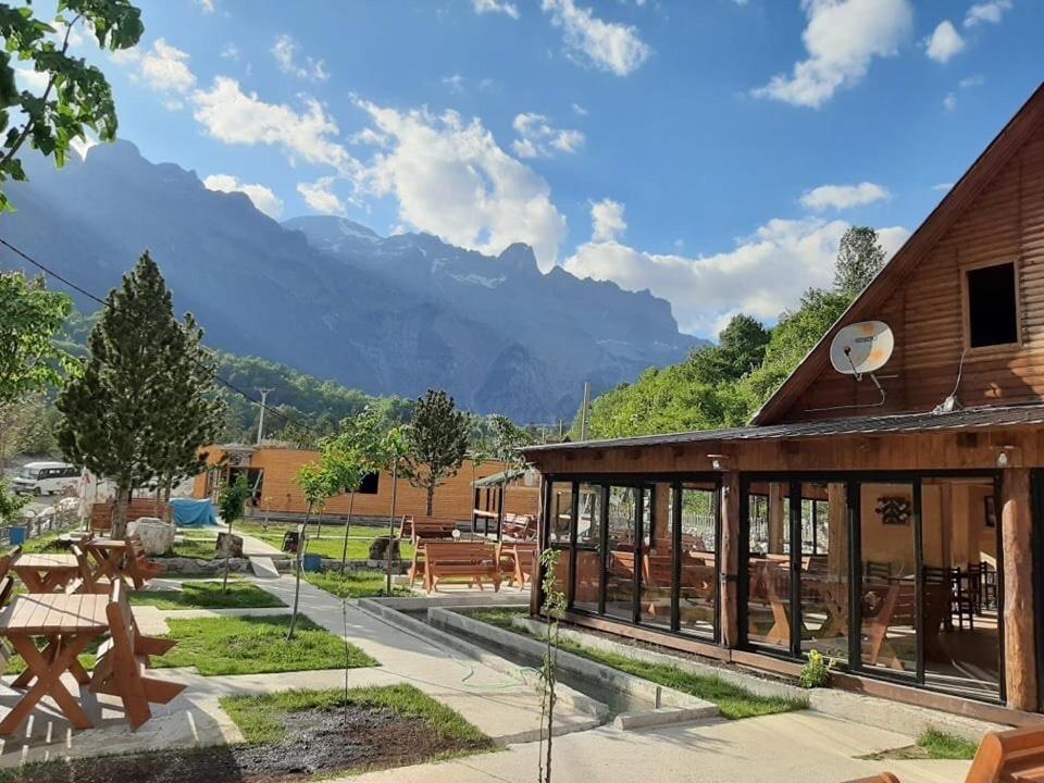 Hotel Jezerca Теті Екстер'єр фото